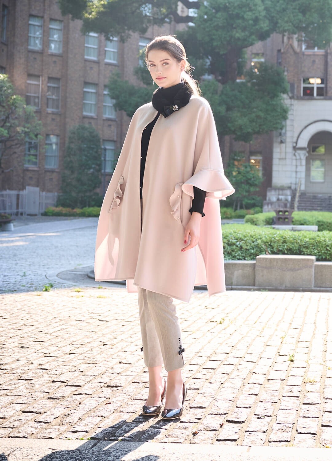 TO BE CHIC 　エレガントケープ