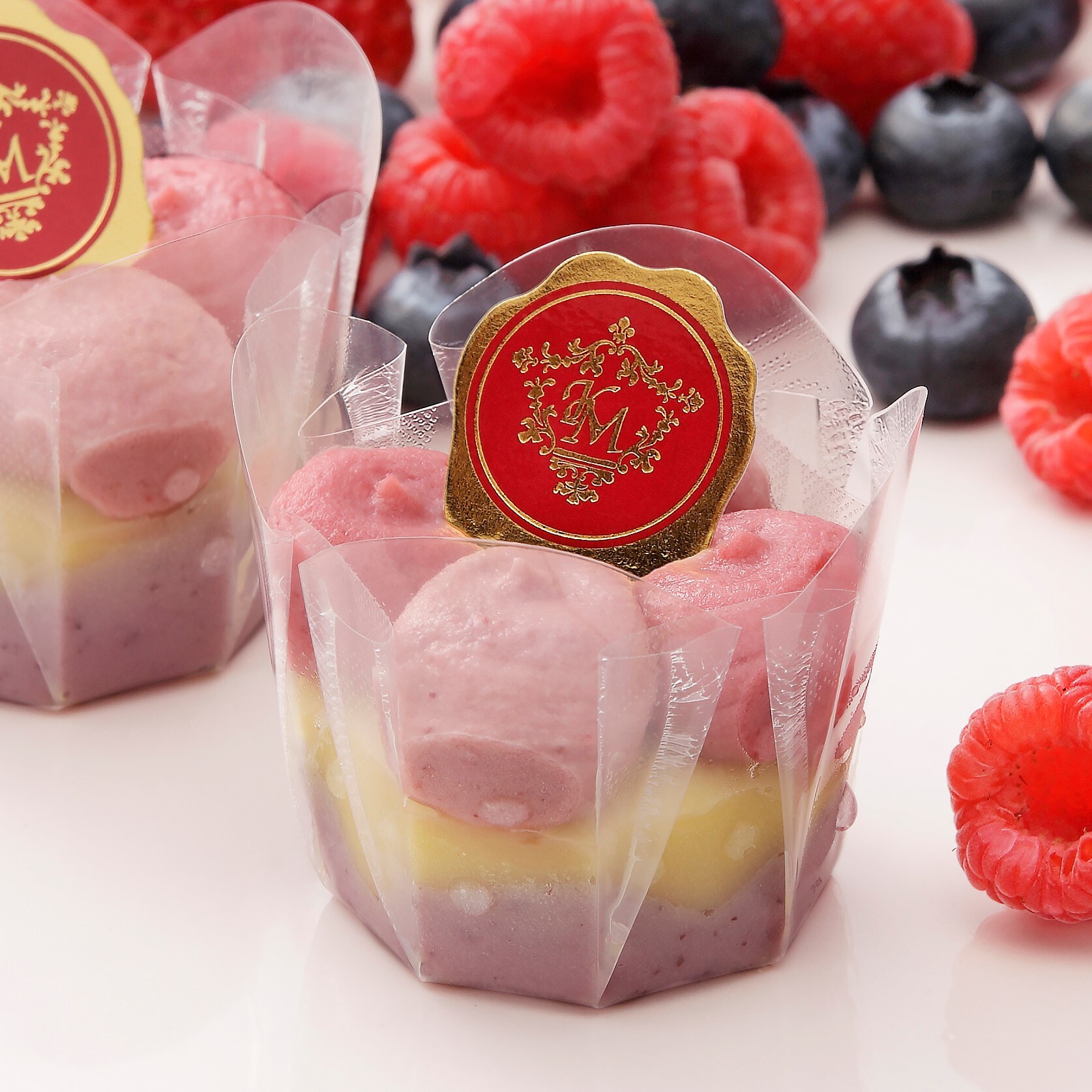 【季節限定】唐芋レアケーキ　トリプルベリー販売中🍓