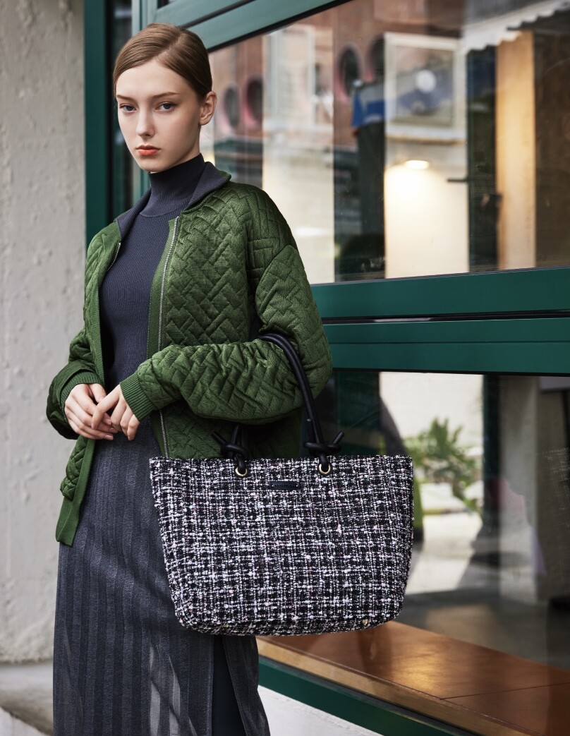 秋気分の新作バッグ〈TWEED〉