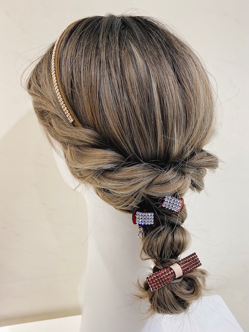頼れるマストヘアアクセサリー✨クリスタルメッシュシリーズ