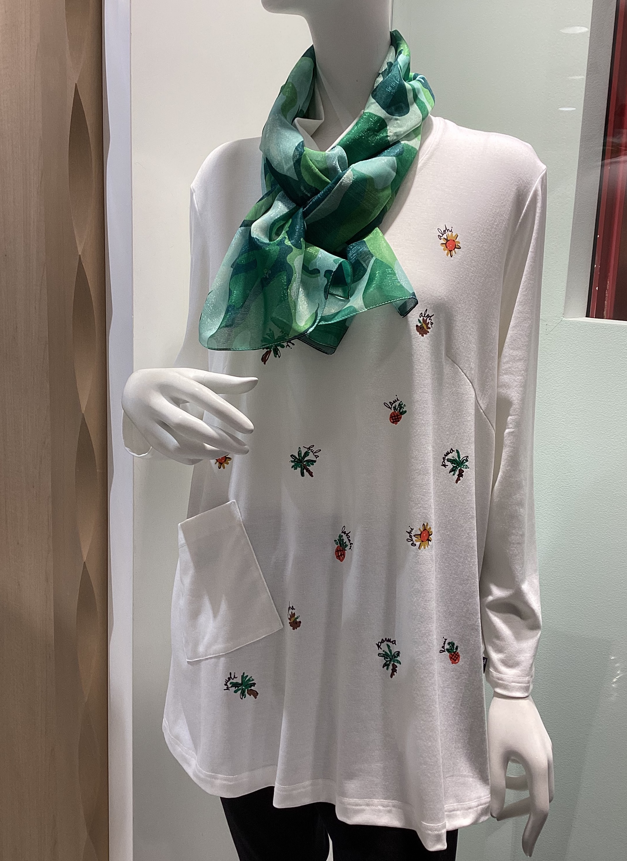 春の新作ストール🧣ウェア👚