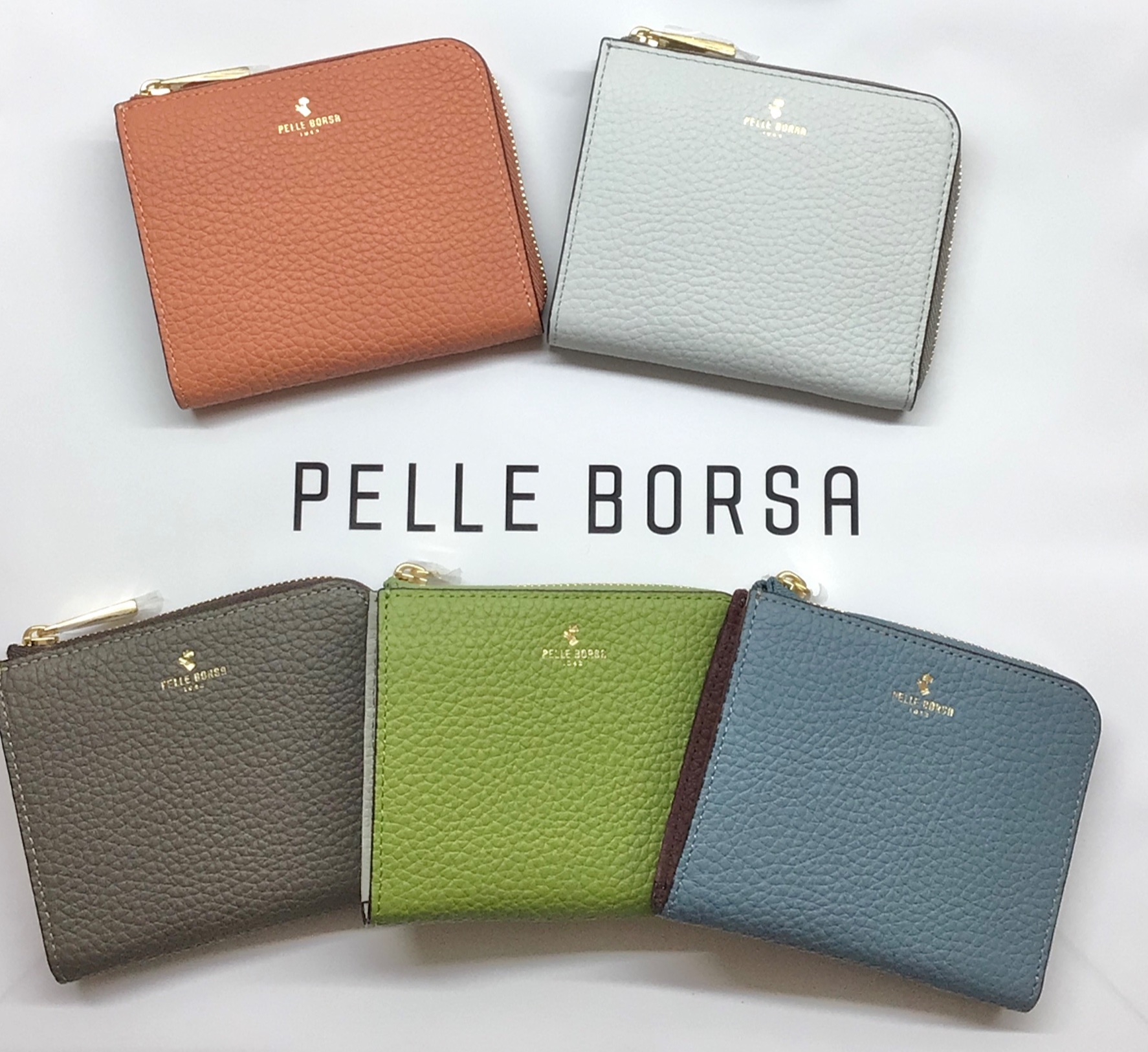 【PELLE BORSA】👜👛 New！!二つ折り財布の新型です♪