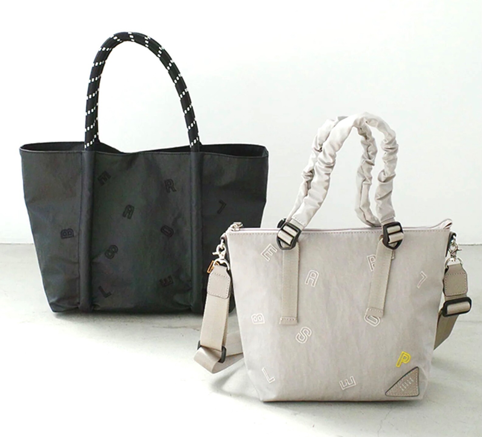 【PELLE BORSA】👜👛　new！POPでカジュアルなトートバッグ♪どちらがお好き？