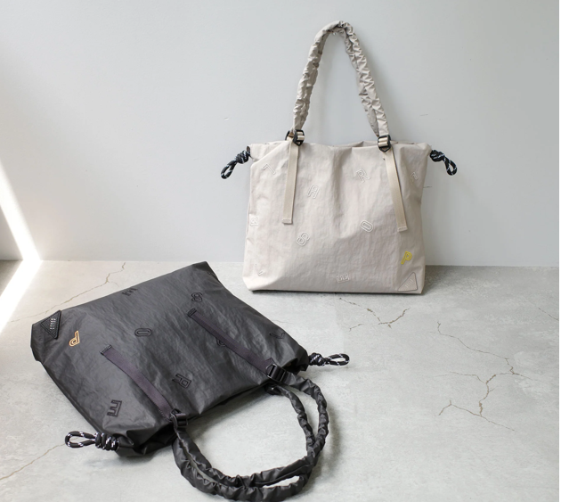 【PELLE BORSA】👜👛　NEW！クシュ感が可愛いA4トートバッグ