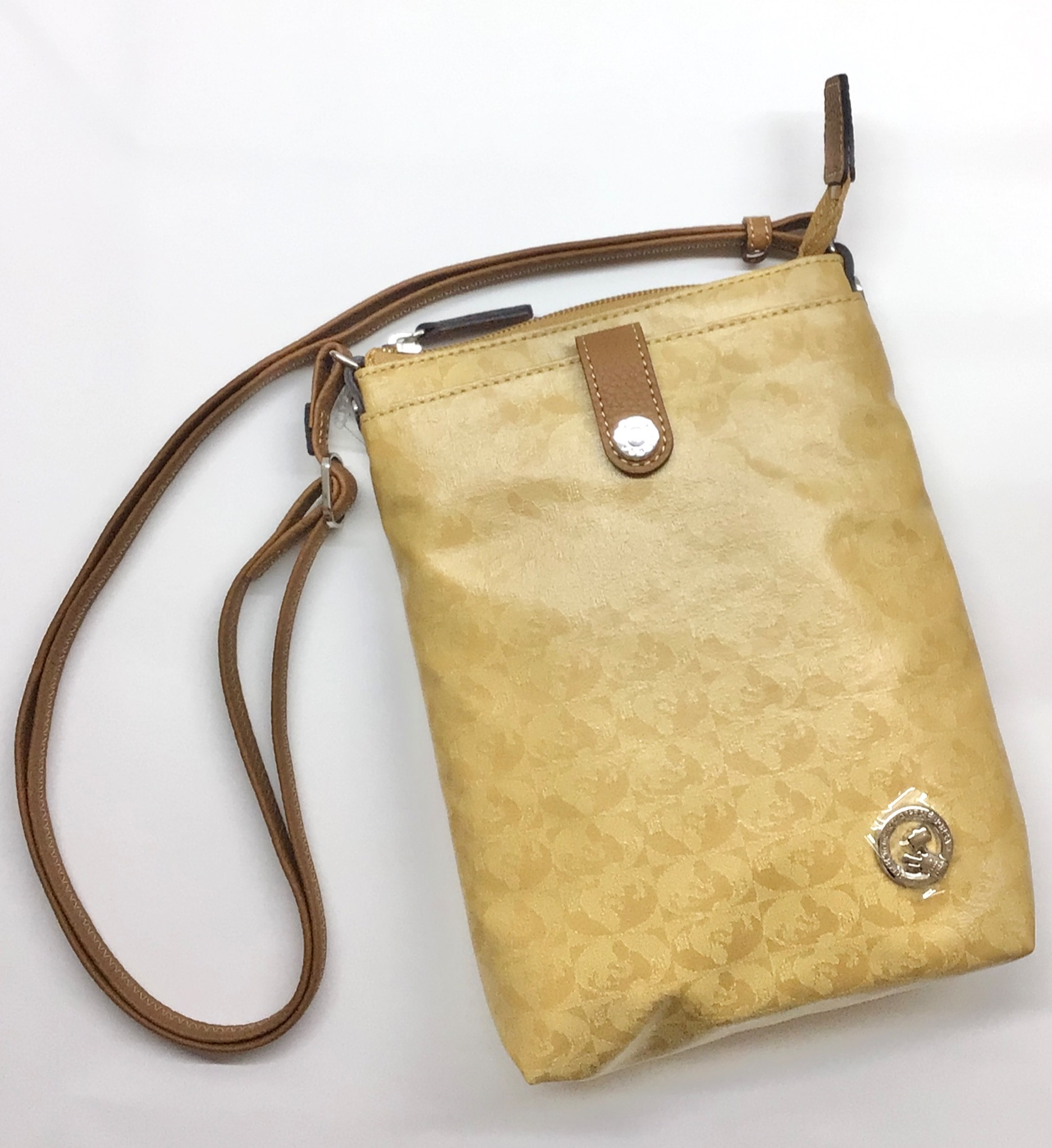 【PELLE BORSA】👜👛百貨店限定アイテム🔔マスタード色の小さめタテ型ショルダー🔔
