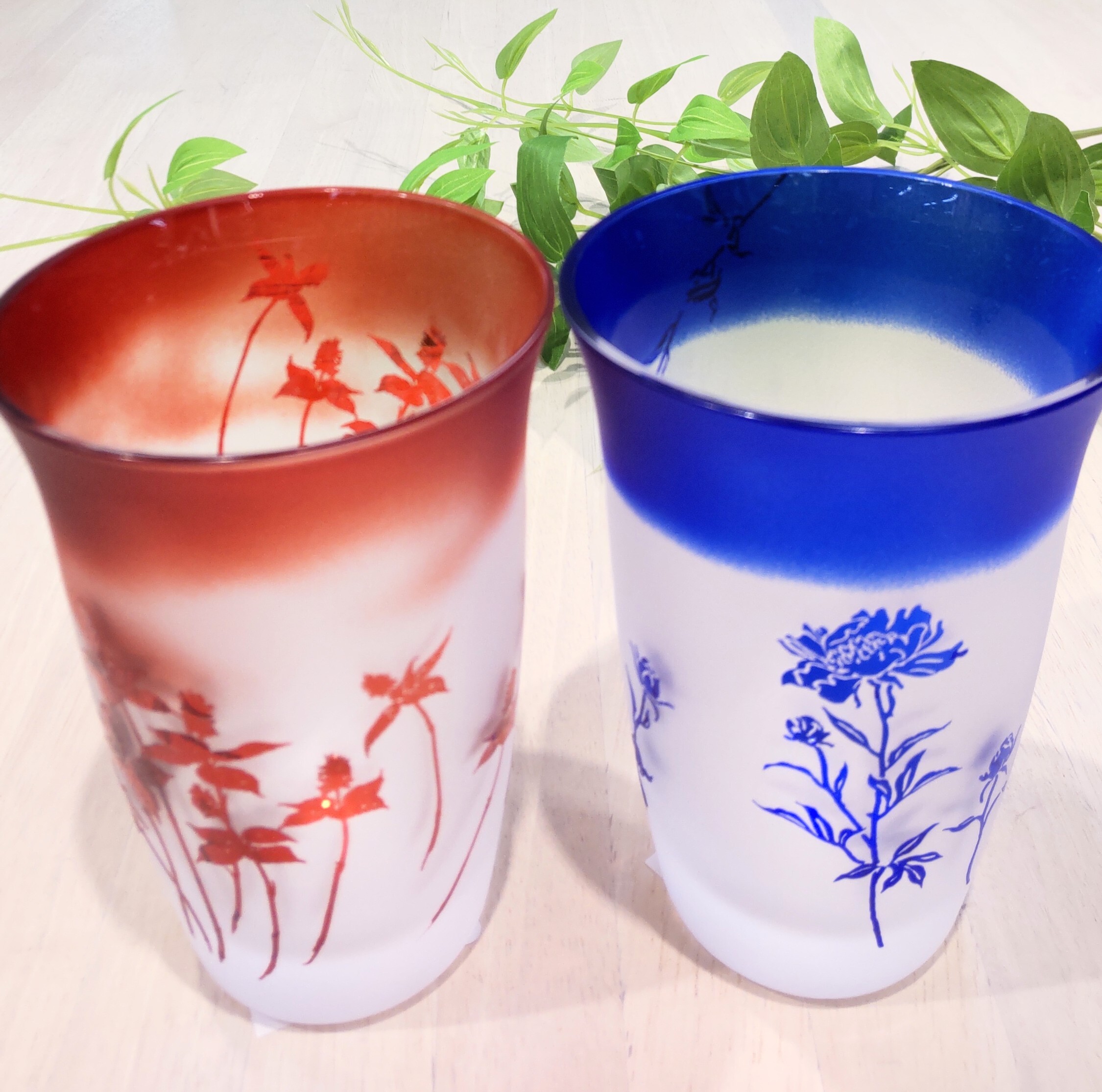 北海道のニセコ町で作られた彫刻ガラスが入荷しました❢❢❢