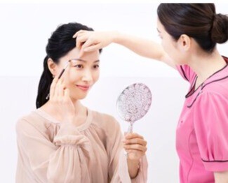 目元美人になりませんか？