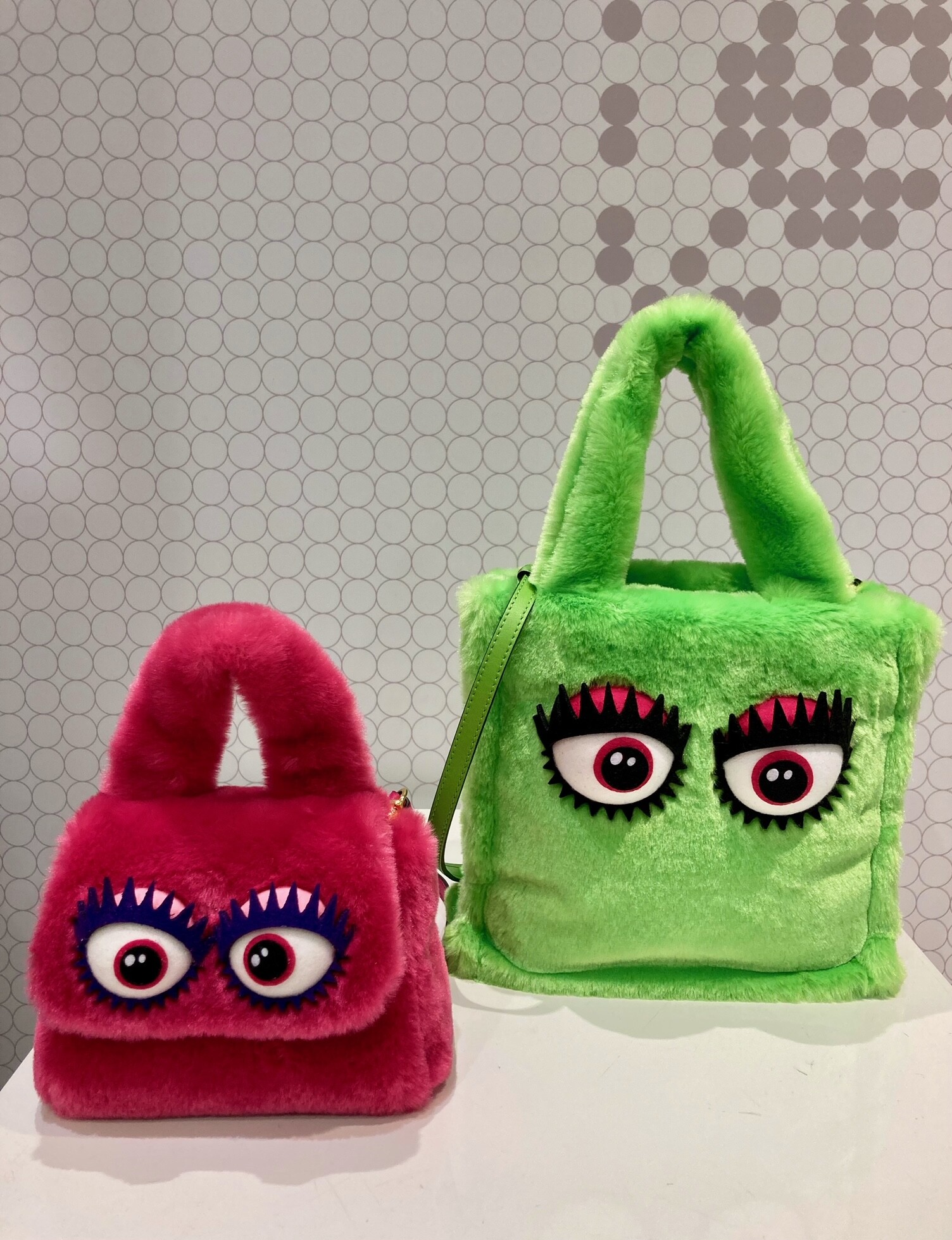パッチリお目め👀がキュートなBAGのご紹介✨