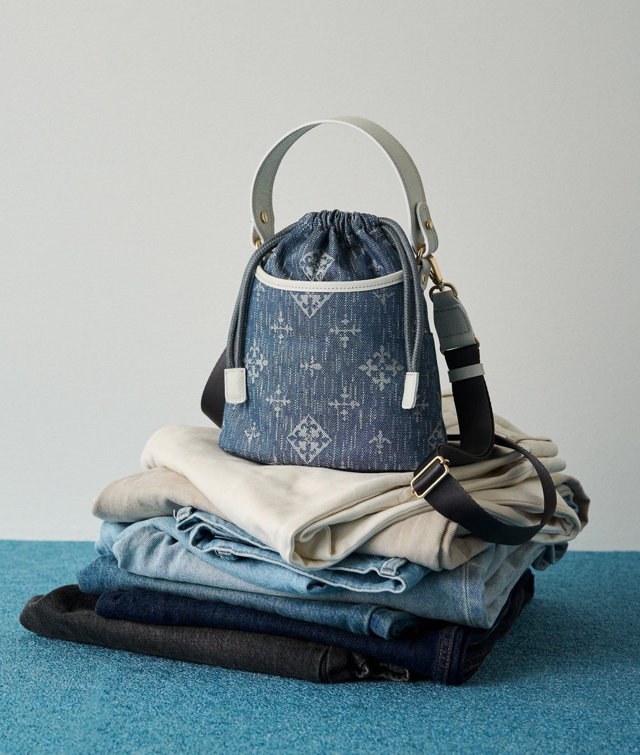 【ラシット】限定"Denim Jacquardシリーズ"