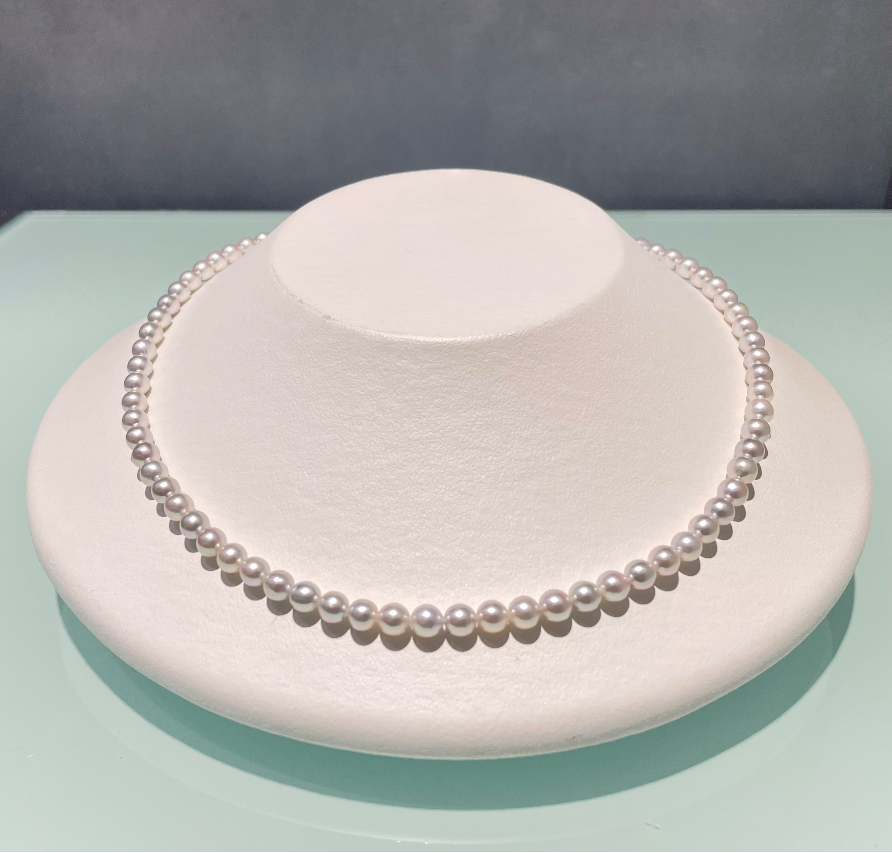 ナチュラルカラー、アコヤベビーパールのご紹介✨