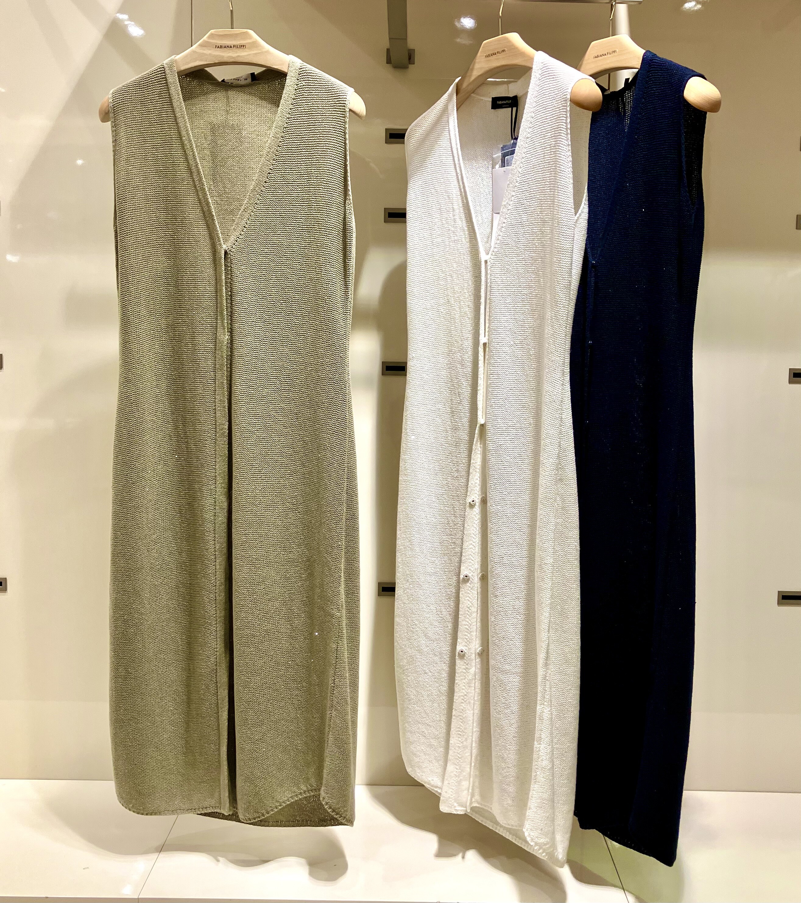 ジレ入荷しました🎉