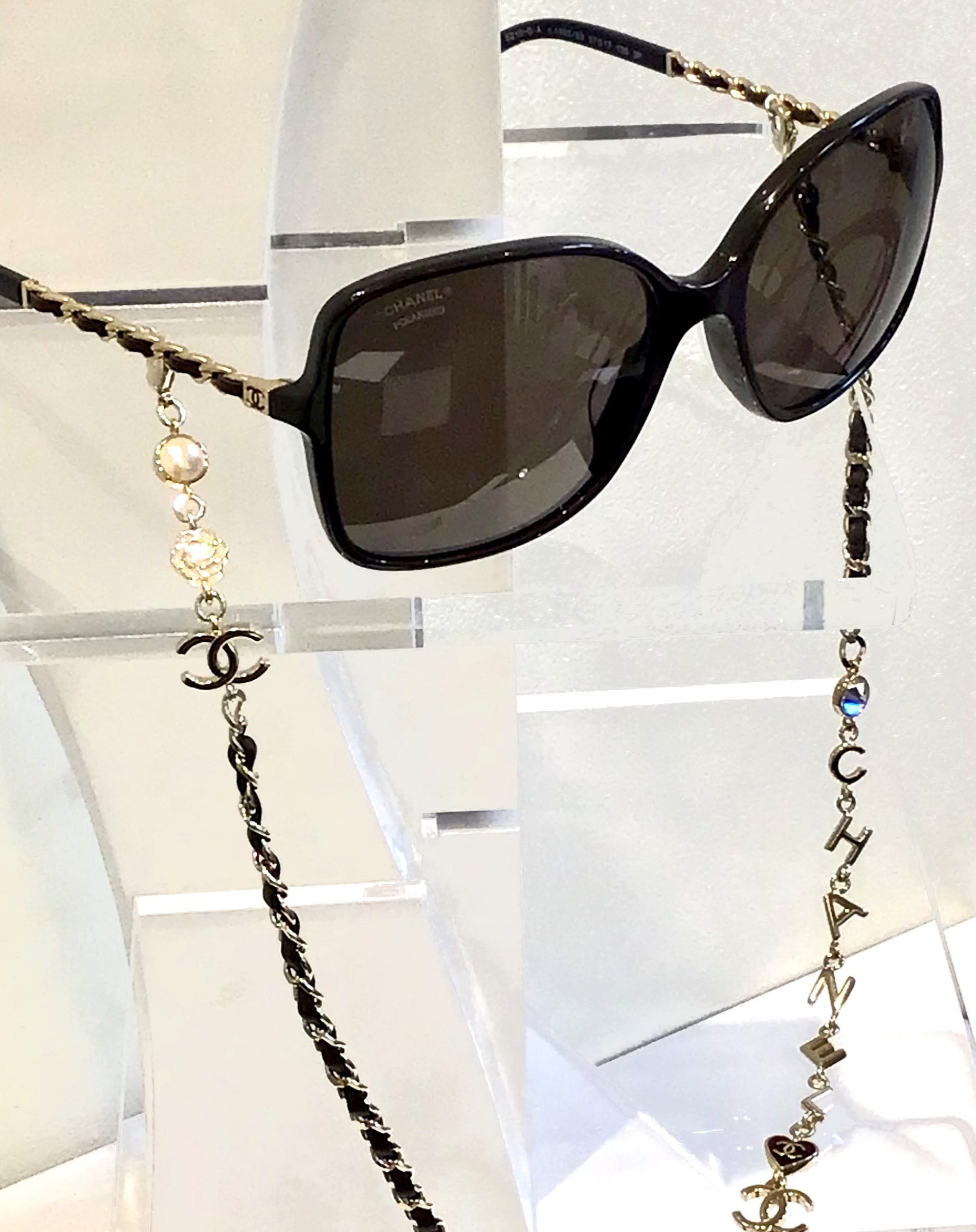 [CHANEL] サングラス🕶