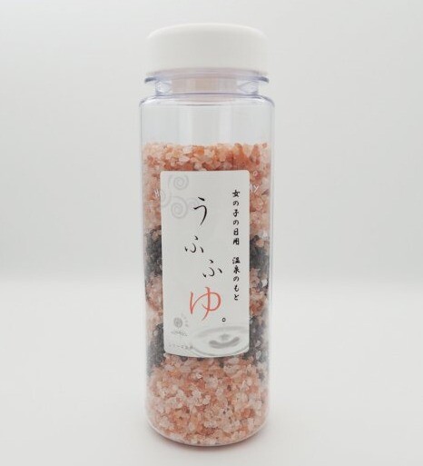 体ぽかぽか、お肌つやつや✨女性のための入浴剤です♡