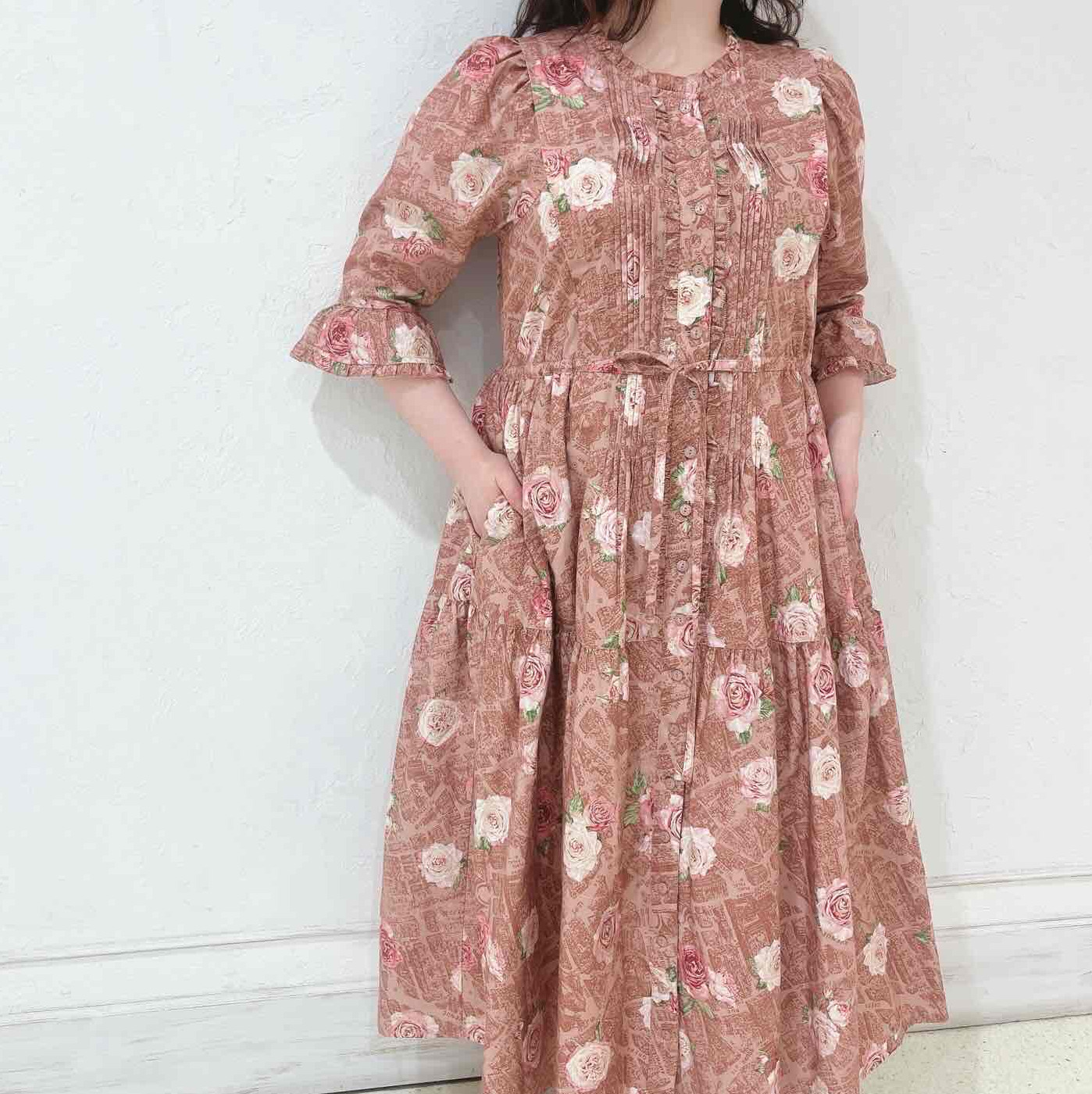 春を彩る大人のワンピース