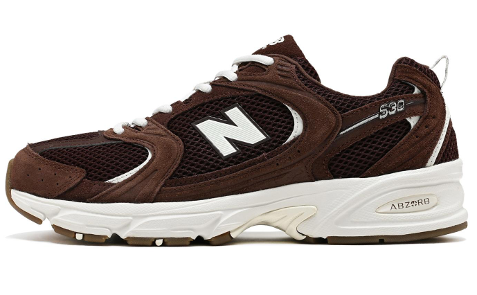 NEWBALANCE U530 足元に存在感を。ブラウンで見せる秋の一足！