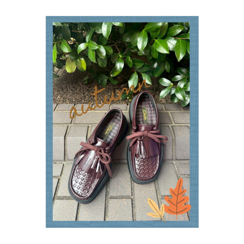 レースアップシューズ☆クラークス