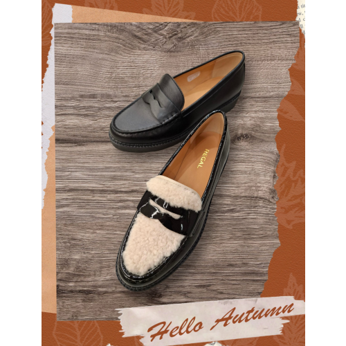 新作ローファー☆REGAL