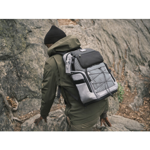 【トゥミ】ALPHA BRAVOコレクション / 新色パールグレイメッシュ