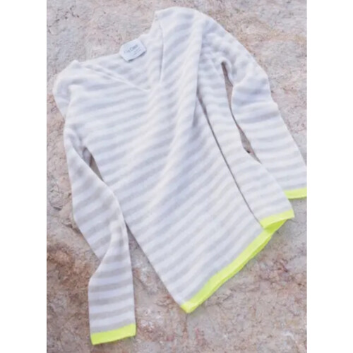 『LisaConte』おすすめのニットとバッグ