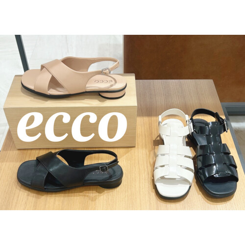 【 ECCO 】ラクして上品✨軽やかサンダル💐