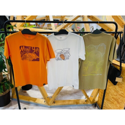 春の新作　続々入荷中！