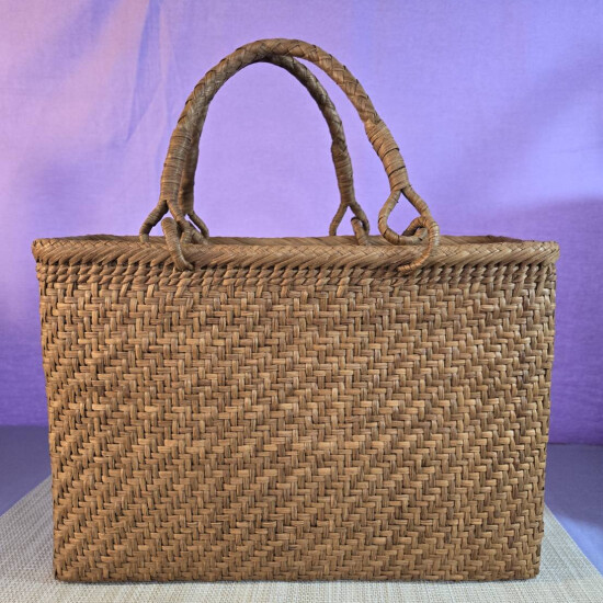 福岡美術　手作り山葡萄バッグ期間限定POP UP　SHOP