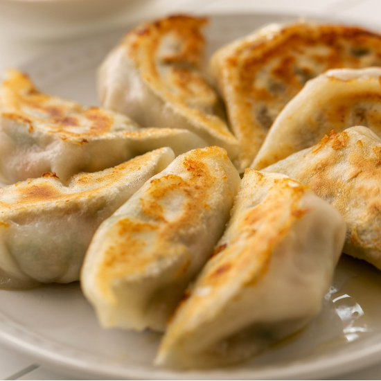 🥟皮から手延べの手造り餃子　家福🥟　２月２５日試食販売