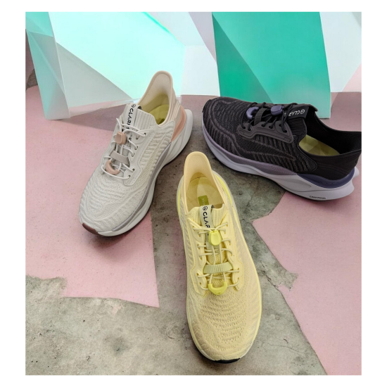 歩きやすいウォーキングシューズ