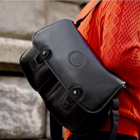 ブランド創設60周年記念　新バチューレザー