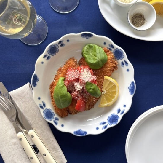 新商品　ブルーガーデン輪花皿