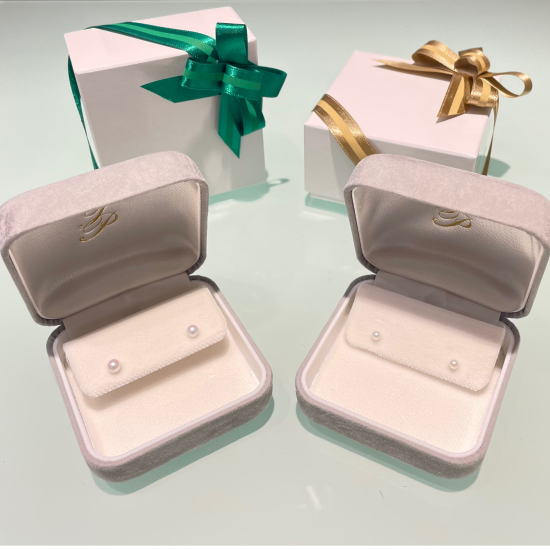 アコヤピアス二点ご紹介✨