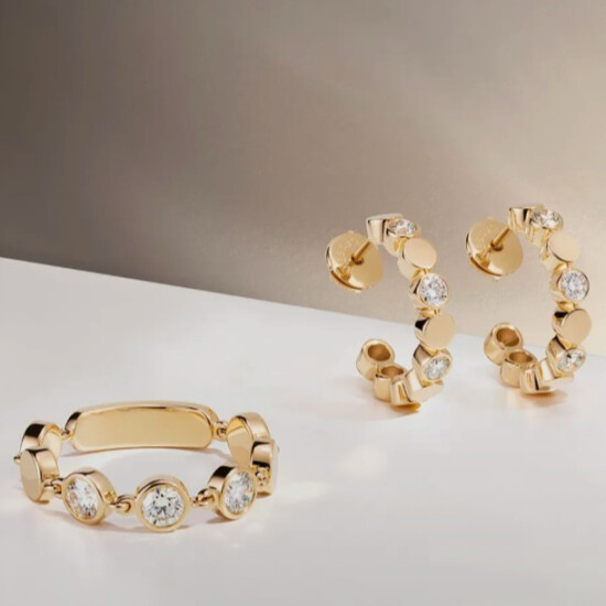 春は軽やかなVIBESで